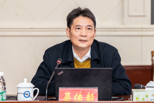 学校举行党的二十大精神宣讲报告