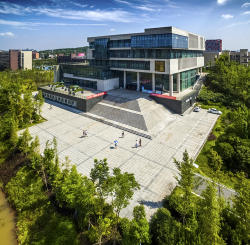 学校照片2