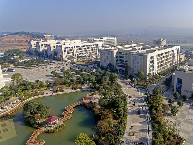 学校照片1