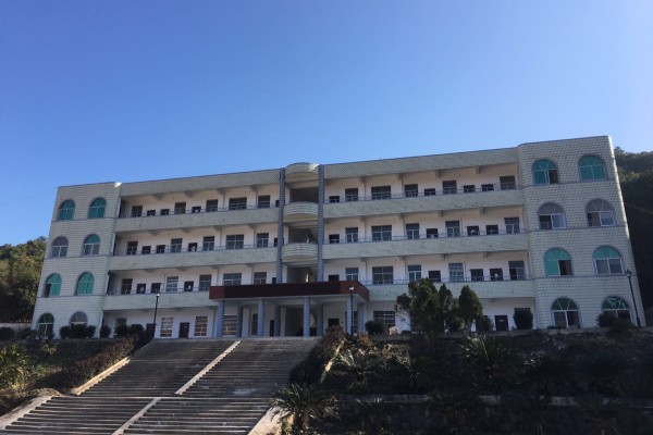 岳阳市新青年职业技术学校学费多少