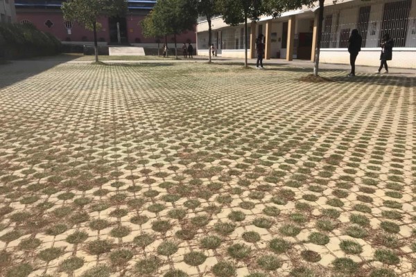 东安县职业中专学校学费一年多少