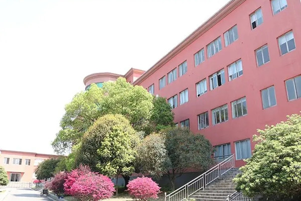 长沙市蓝天科技中等职业学校怎么样