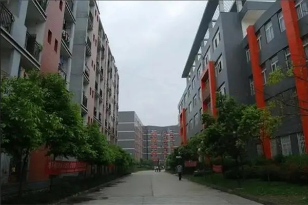 长沙康明中等职业学校地址