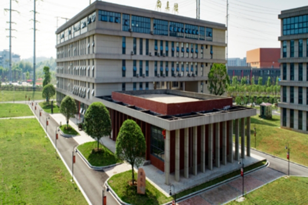 株洲市工业中等专业学校地址