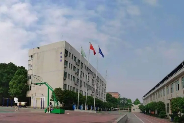 长沙市益立中等职业技术学校有哪些专业