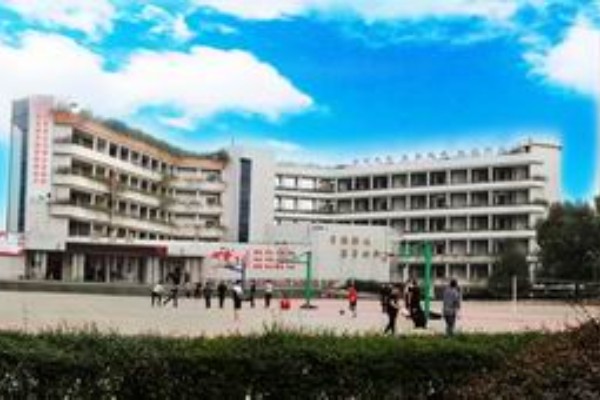 益阳机械工业职业学校学费多少
