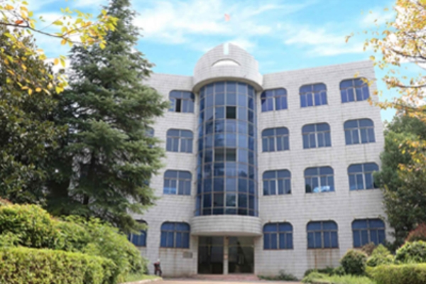 湘潭铁路工程学校学费