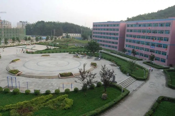 湖南机电职业技术学院学费