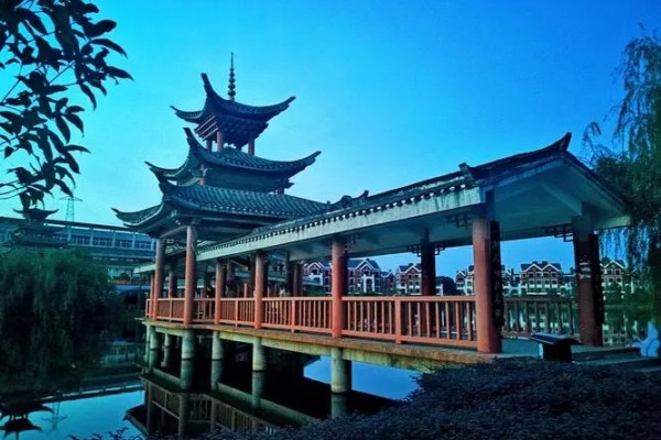 湖南民族职业学院征集补录分数线