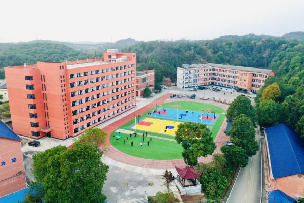 长沙知源中学学费多少钱