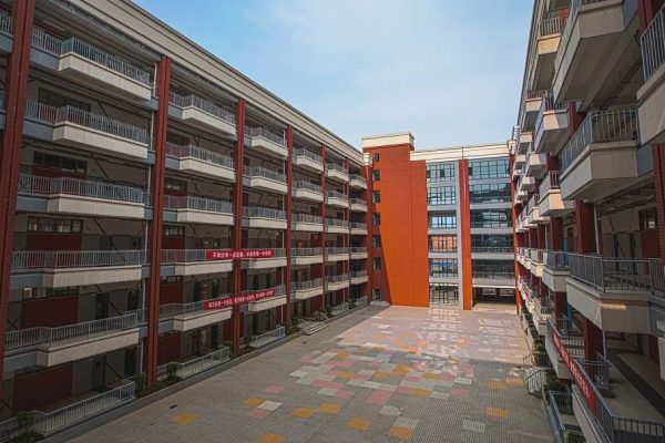 长沙怡海中学复读收费标准