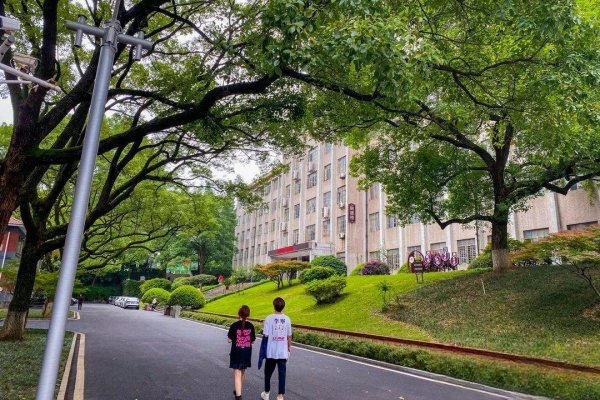 湖南铁道职业技术学院环境怎么样