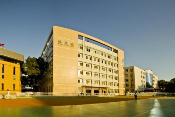 2023年株洲市第三中学录取分数线