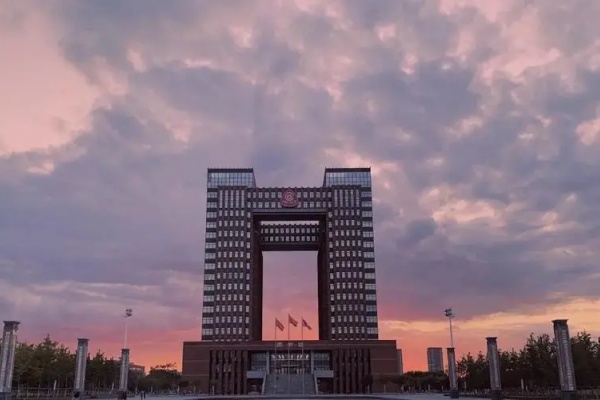 学院是本科还是专科