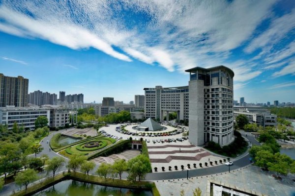 各院校研招过国家线人数公布
