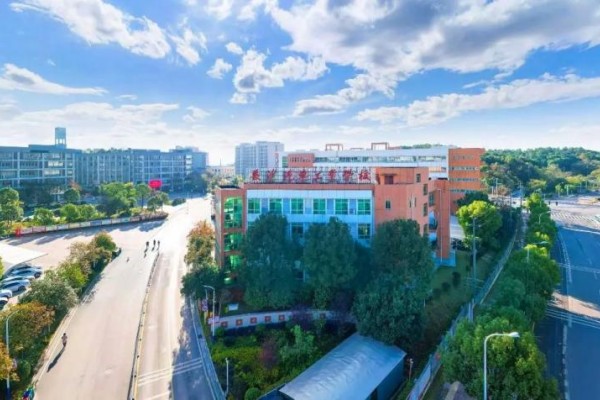 2024年长沙汽车工业学校招生简章