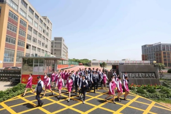 长沙涉外旅游职业中专的奖学金项目有哪些具体要求