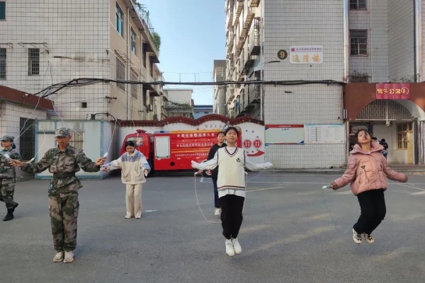 长沙环球职业中专学校学费及专业一览