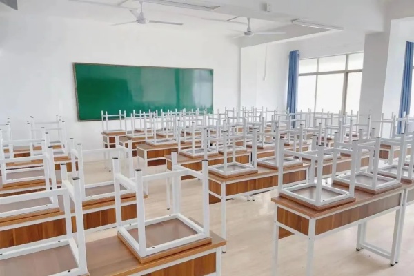 湖南托雅互联网技工学校学费多少