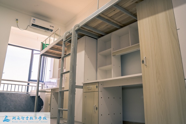 湖南智云学校宿舍环境