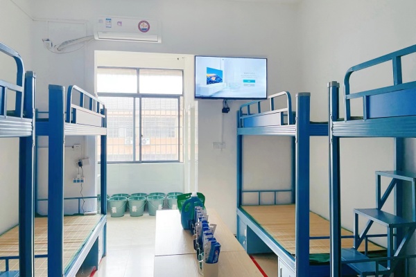 长沙经开中等职业学校学费多少