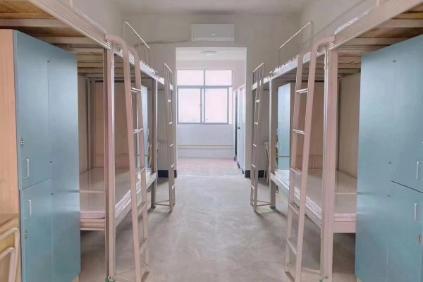 永州潇湘康卫中等职业技术学校学费