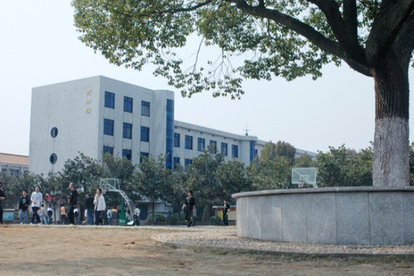 望城区职业中等专业学校2025年招生简章