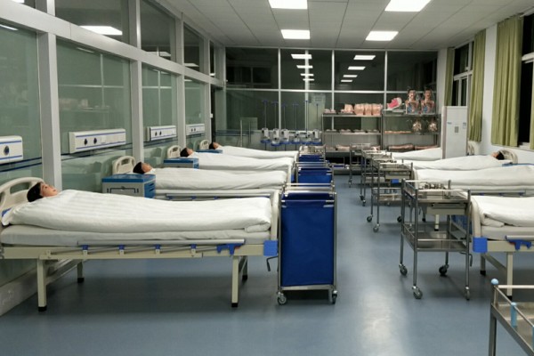 株洲铁航卫校：师资雄厚点亮铁航与卫生职业梦想