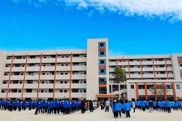 津市市技工学校简介