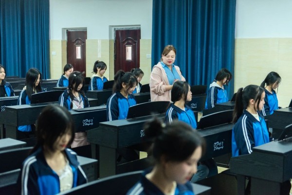 衡阳市湘蓝职业学校2025年招生要求
