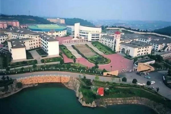 湖南复读学校排名及费用