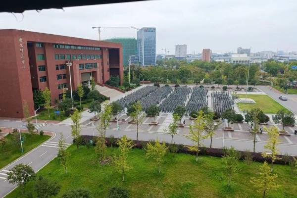 湖南劳动人事职业学院2025年录取分数