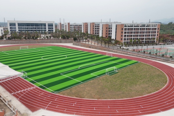 茶陵县职业中等专业学校2025年收费标准
