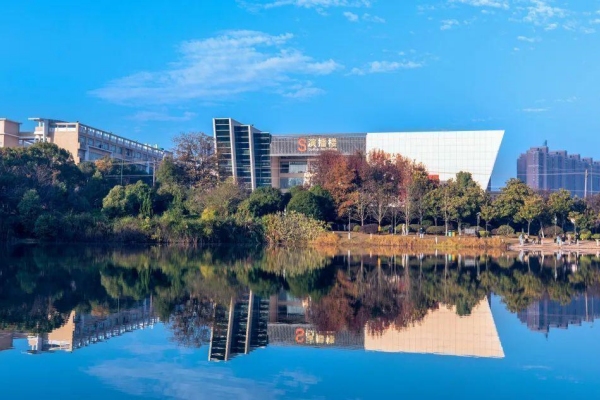 湖南大众传媒职业技术学院2025年单招计划及收费