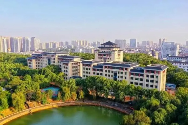 长沙民政职业技术学院单招学费标准