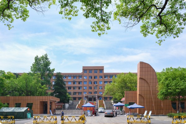 娄底幼儿师范高等专科学校2026单招二志愿计划