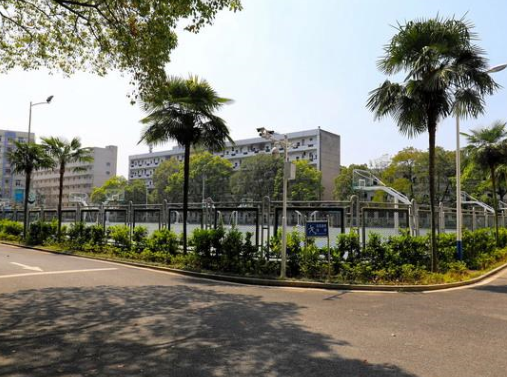 湖南信息职业技术学院